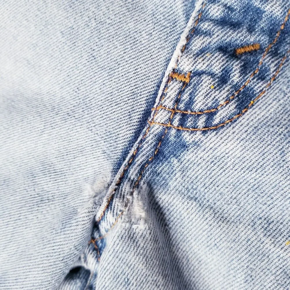 Vtg Levi's 550 Relaxed Fit Denim Jeans 36 X 31 Faded Light Wash Men's Distressed